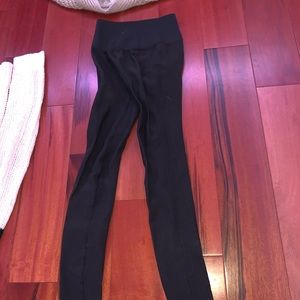 lululemon black leggings size 2